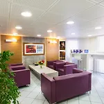 Espace Cite 2* Каркассон