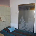 Espace Cite Отель Каркассон