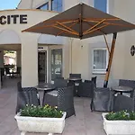Espace Cite 2* Каркассон
