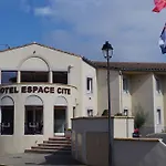Espace Cite Отель 2*