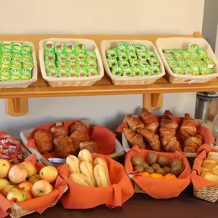 Hotell Espace Cite 2*