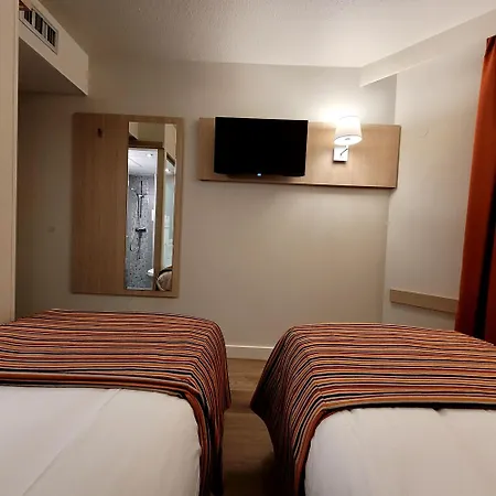 Hotel Espace Cite 2*