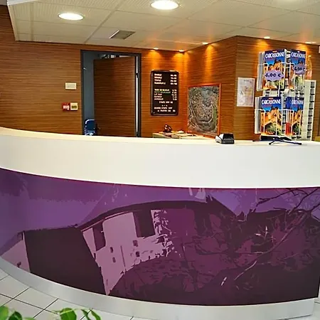 Espace Cite 2*