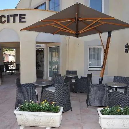 Espace Cite 2* Carcassona