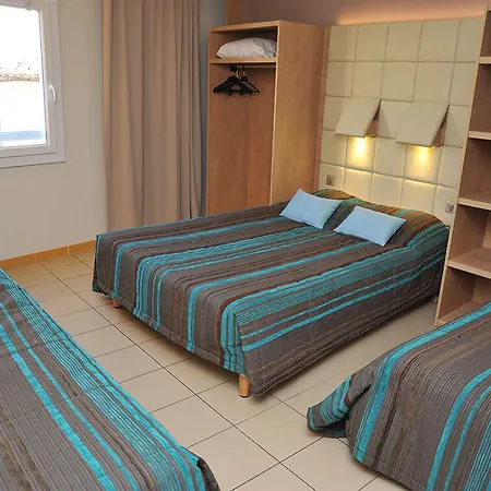 מלון Espace Cite