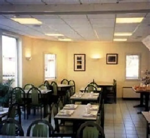 Espace Cite 2* Carcasona