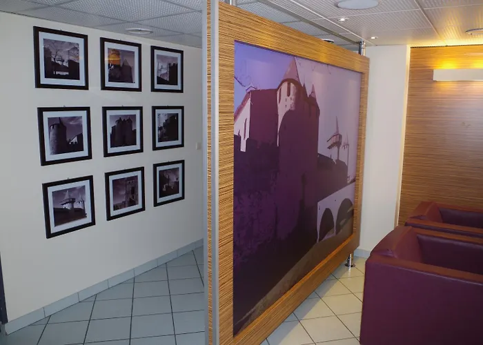 Espace Cite فندق