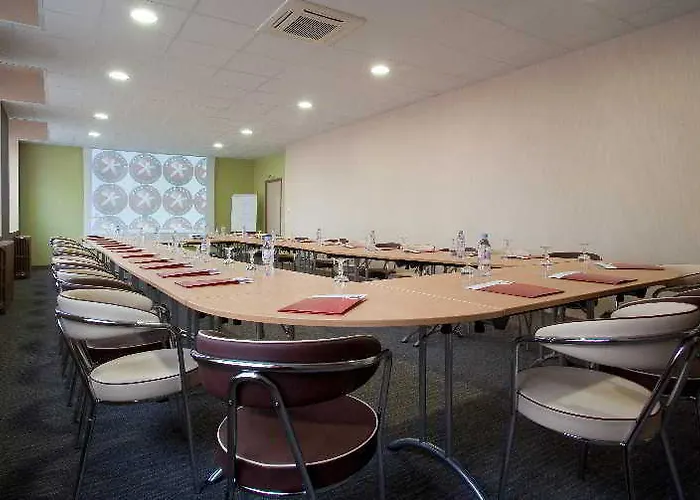 Hotel Espace Cite Carcasona